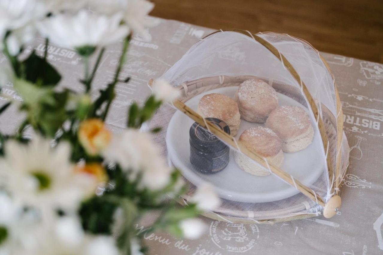 Finest Retreats - Swallow Cottage เซนต์ออสเทลล์ ภายนอก รูปภาพ