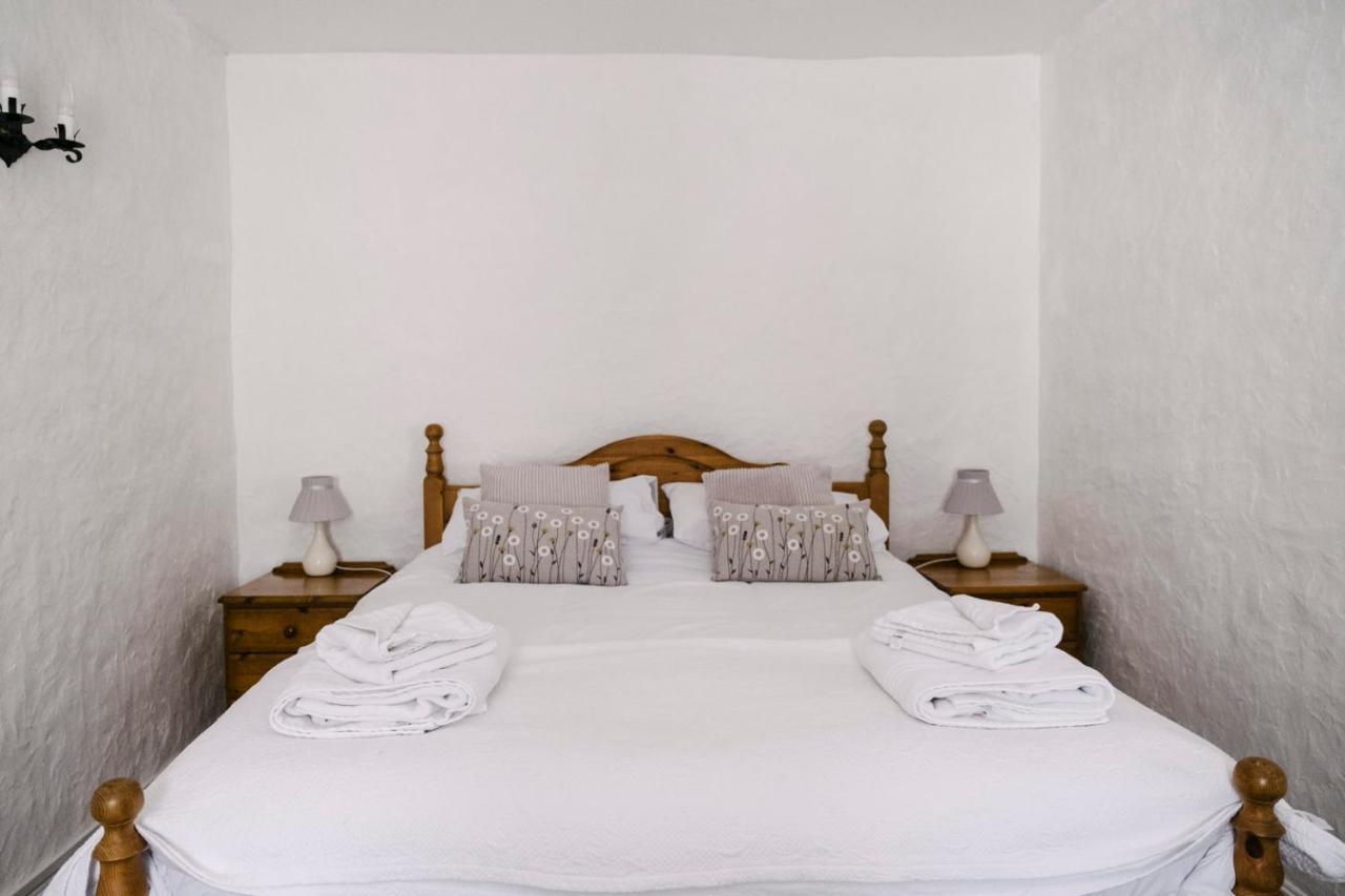 Finest Retreats - Swallow Cottage เซนต์ออสเทลล์ ภายนอก รูปภาพ
